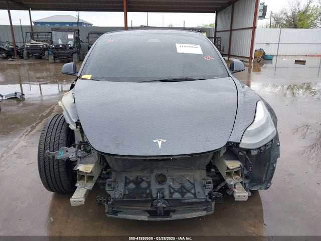 41898900 :رقم المزاد ، 5YJ3E1EB7NF341015 vin ، 2022 Tesla Model 3 Long Range Dual Motor All-wheel Drive مزاد بيع