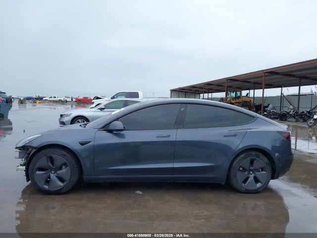 41898900 :رقم المزاد ، 5YJ3E1EB7NF341015 vin ، 2022 Tesla Model 3 Long Range Dual Motor All-wheel Drive مزاد بيع