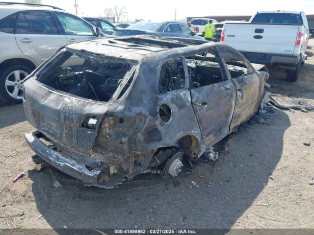 2016 AUDI A8 L WAU43AFD2GN009169 Photo 3