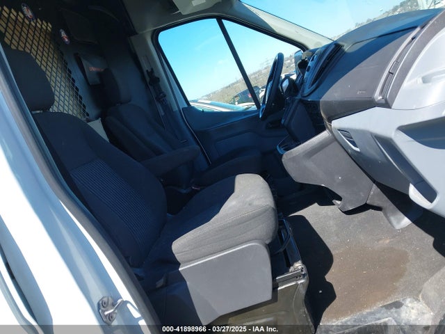 1FTNE1CM0FKB29946 Ford Transit-150