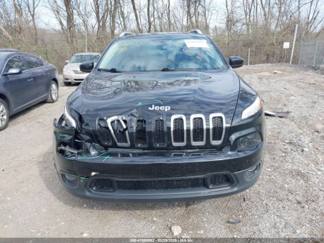 1C4PJLCS5HW642779 Jeep Cherokee Latitude Fwd