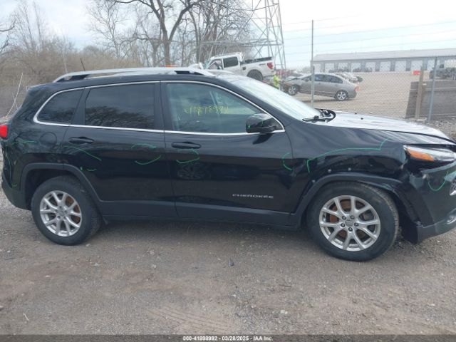 1C4PJLCS5HW642779 Jeep Cherokee Latitude Fwd