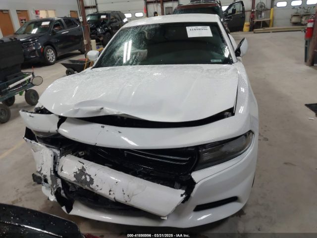 2C3CDXHG5FH879225 Dodge Charger Sxt