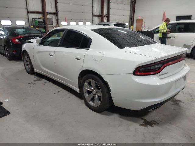 2C3CDXHG5FH879225 Dodge Charger Sxt