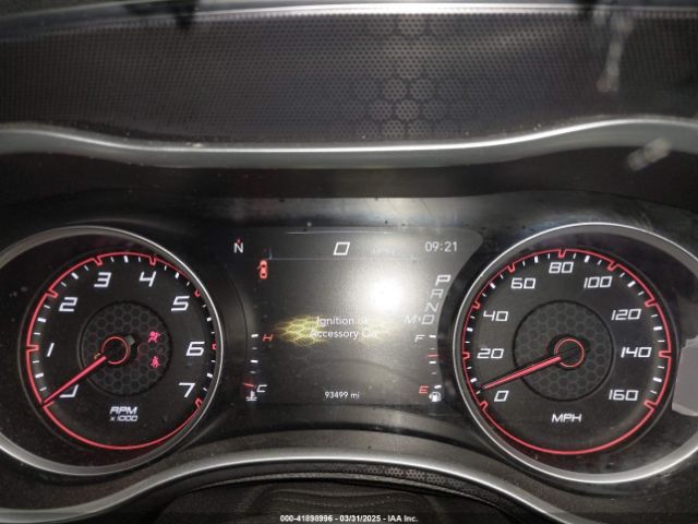 2C3CDXHG5FH879225 Dodge Charger Sxt
