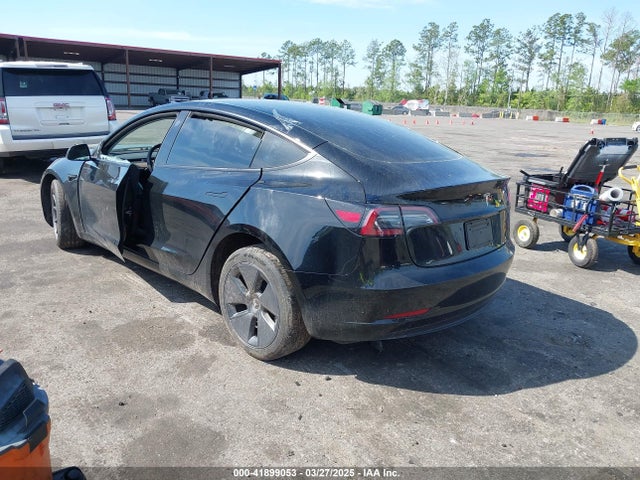 2023 TESLA MODEL 3 5YJ3E1EA3PF681515 Photo 2