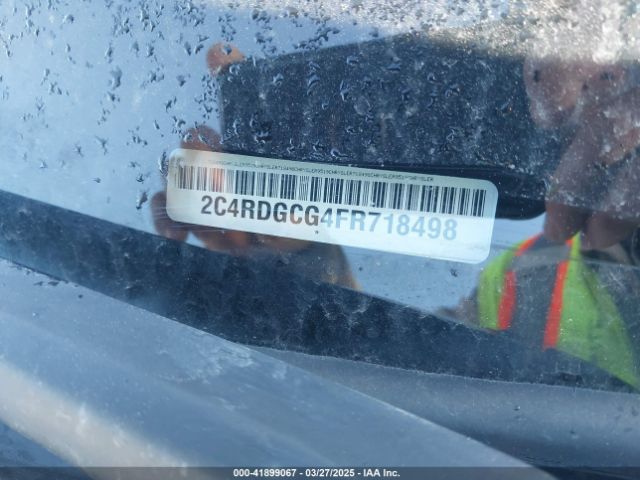 2C4RDGCG4FR718498 Dodge Grand Caravan Sxt