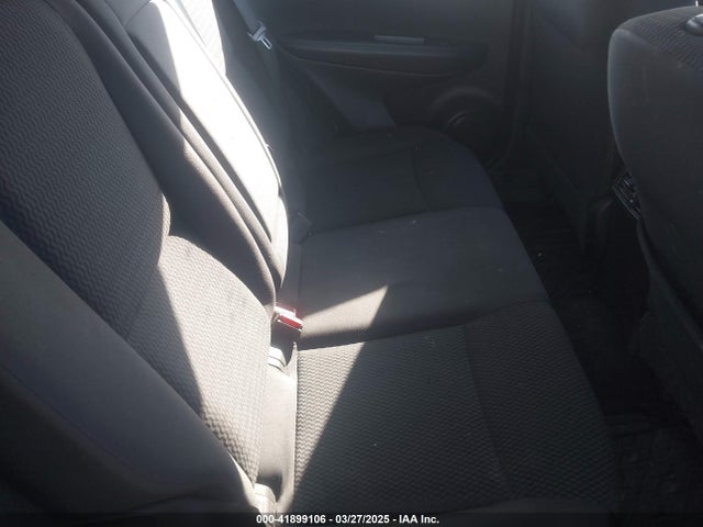 JN1BJ1CR0HW133410 Nissan Rogue Sport S