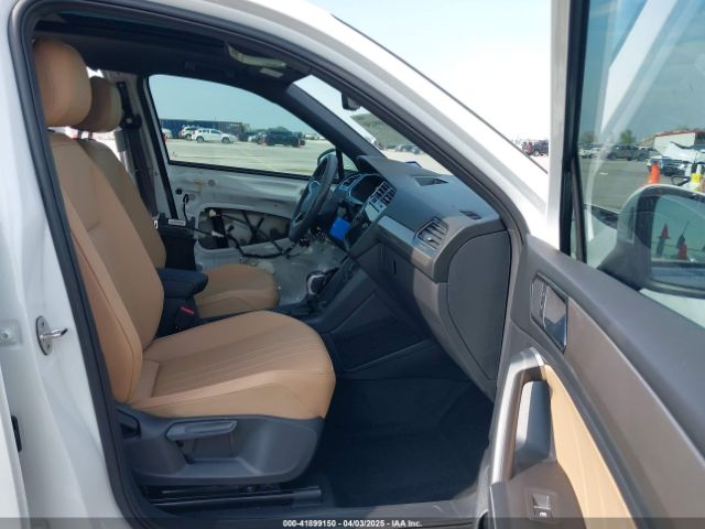 3VVNB7AX2RM140292 Volkswagen Tiguan 2.0t Se/2.0t Wolfsburg Edition