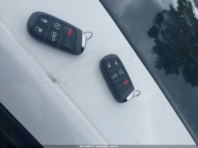 Chrysler 300 300s 2014 2C3CCAGG8EH381858 Image 11