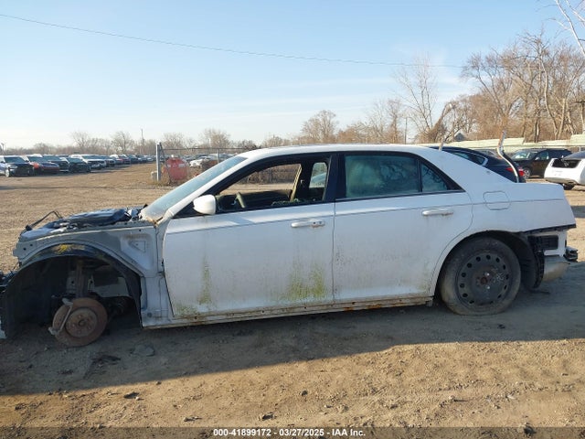 Chrysler 300 300s 2014 2C3CCAGG8EH381858 Image 14