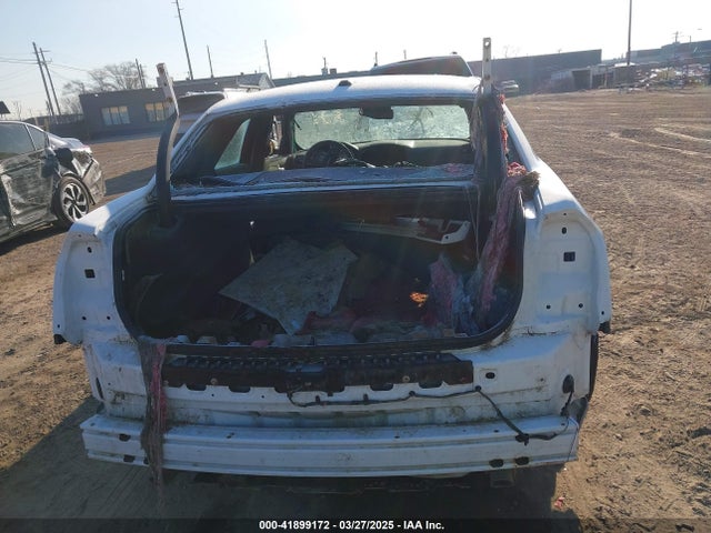 Chrysler 300 300s 2014 2C3CCAGG8EH381858 Image 16