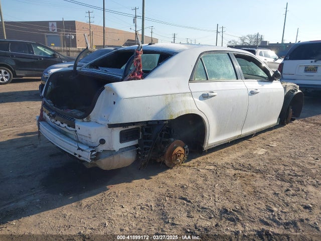 Chrysler 300 300s 2014 2C3CCAGG8EH381858 Image 4