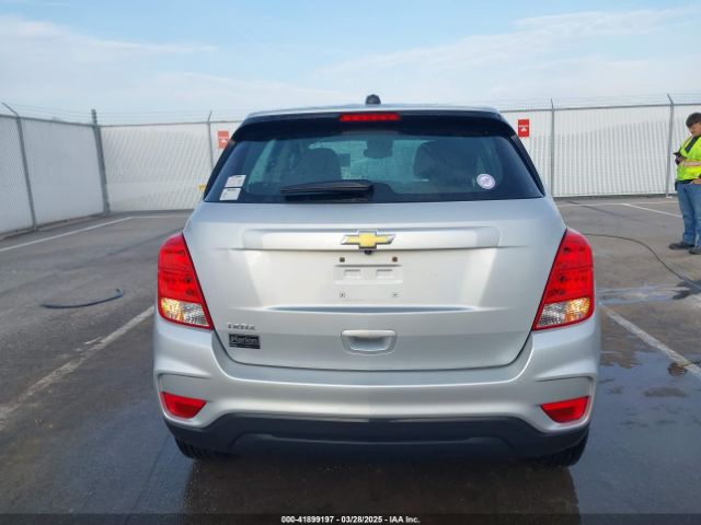 3GNCJKSBXHL289303 Chevrolet TRAX LS