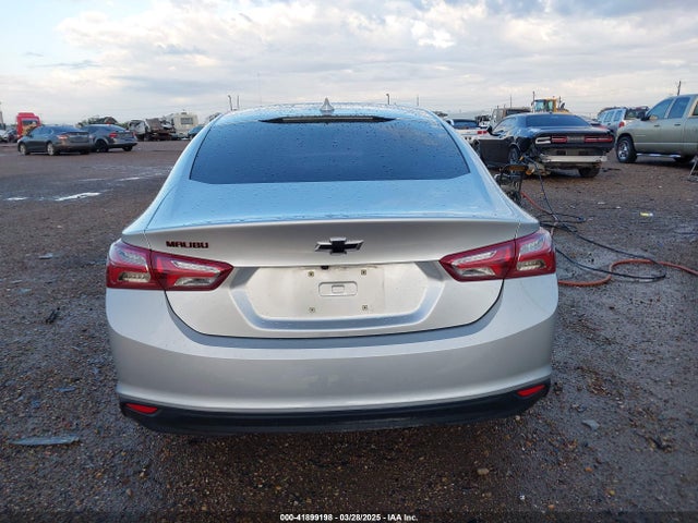 1G1ZD5STXMF049203 Chevrolet Malibu Fwd Lt