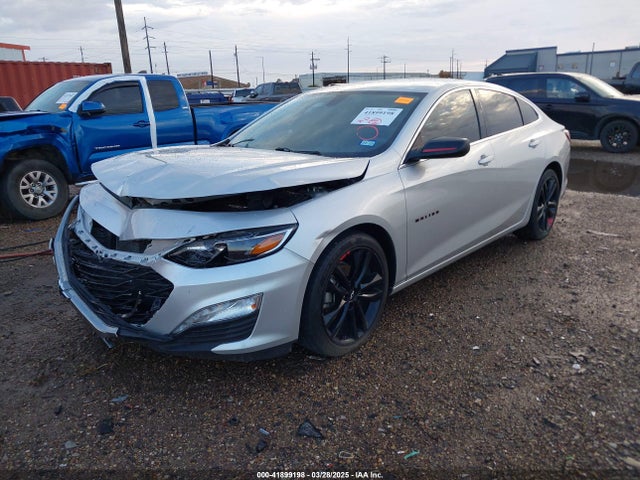 1G1ZD5STXMF049203 Chevrolet Malibu Fwd Lt