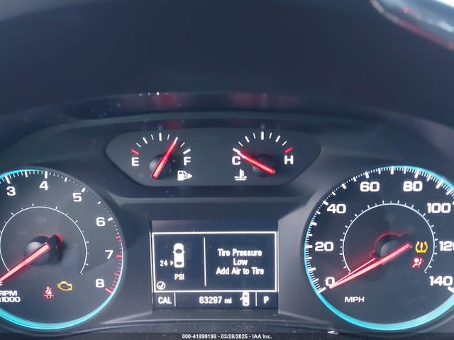 1G1ZD5STXMF049203 Chevrolet Malibu Fwd Lt