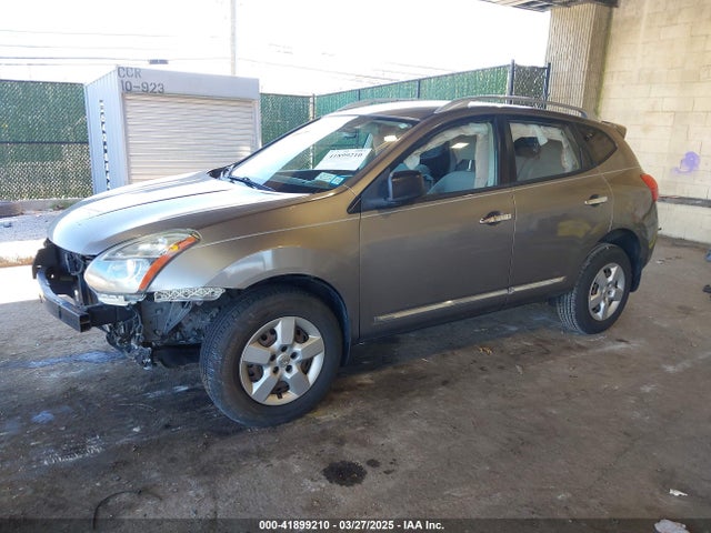 JN8AS5MT6FW163505 Nissan Rogue Select S