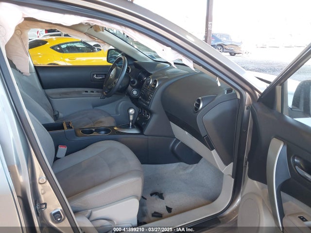 JN8AS5MT6FW163505 Nissan Rogue Select S
