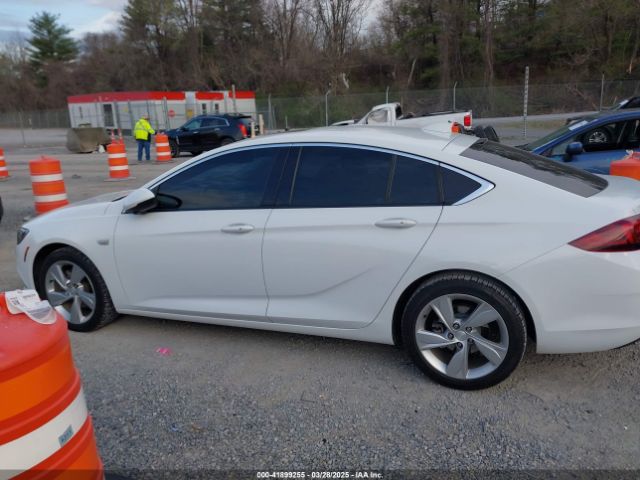 W04GL6SX1J1076934 Buick Regal Sportback Preferred