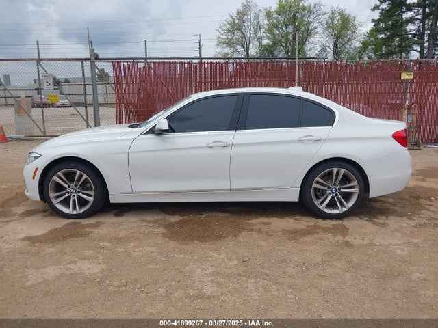 WBA8B9C59JEE82660 BMW 2018