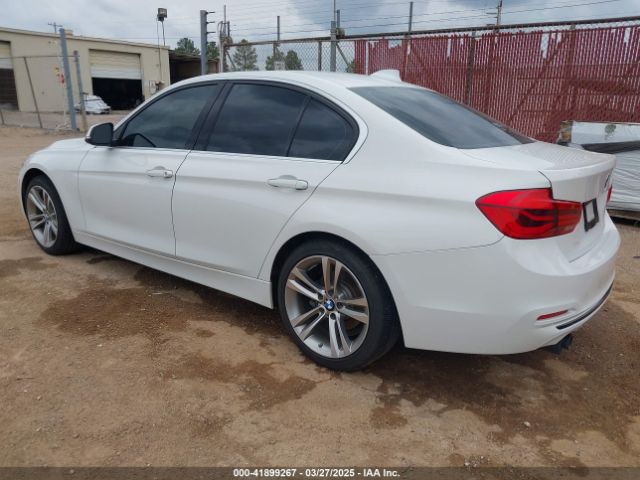 2018 BMW 330I WBA8B9C59JEE82660 Photo 2