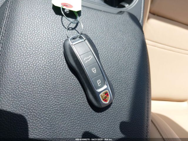 2025 PORSCHE CAYENNE WP1BA2AY4SDA29016 Photo 10