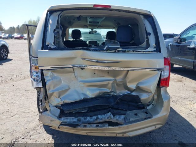 2011 CHRYSLER TOWN & COUNTRY 2A4RR6DG9BR796483 Photo 5