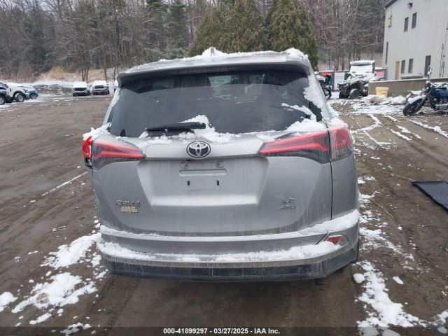 JTMBFREV6JJ225843 Toyota RAV4 LE