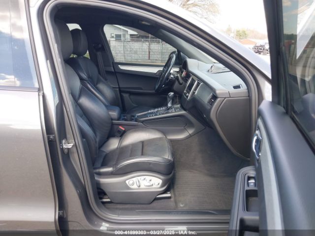 WP1AA2A52JLB11042 Porsche Macan Sport Edition
