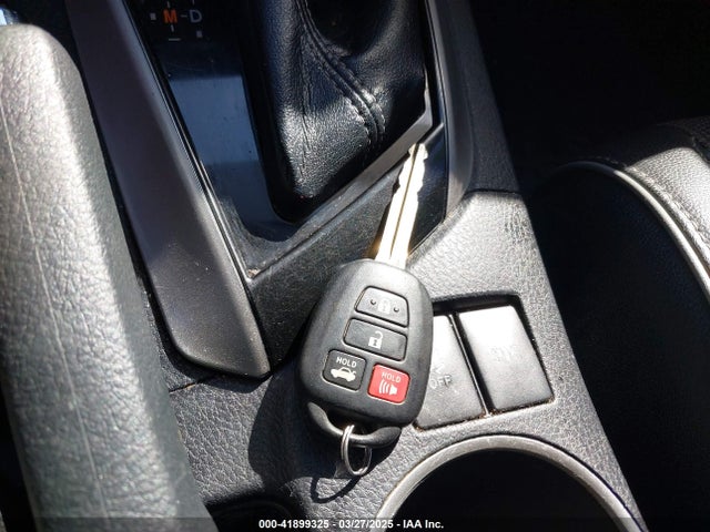 2T1BURHE1GC617053 Toyota Corolla S Plus