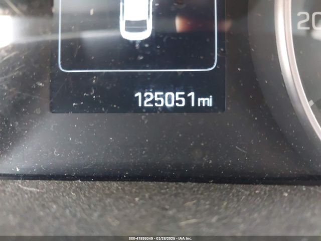 5NPD84LF1HH075595 Hyundai ELANTRA SE
