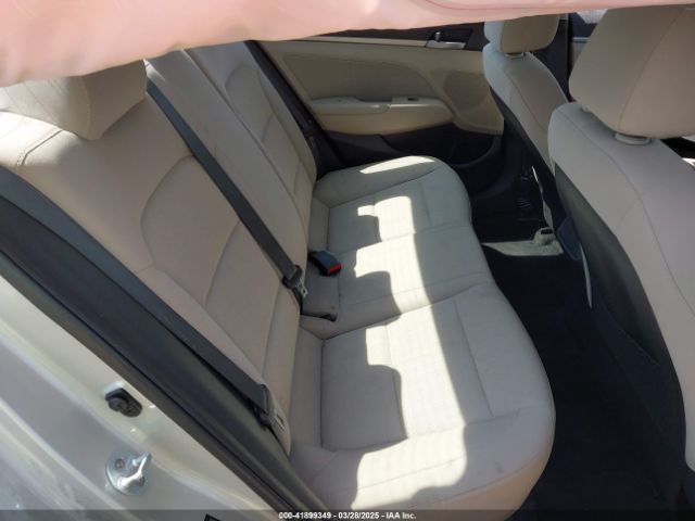 5NPD84LF1HH075595 Hyundai ELANTRA SE