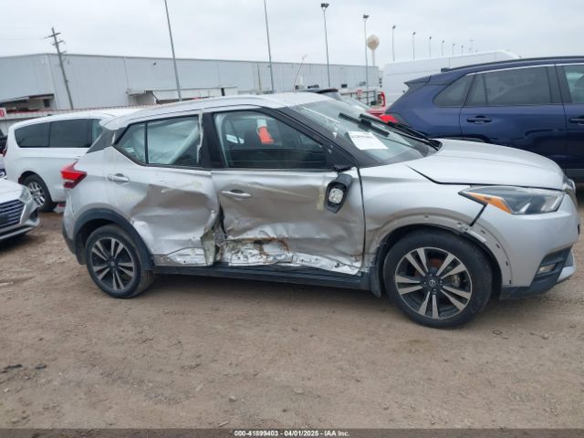 3N1CP5CU3JL513965 Nissan KICKS SR