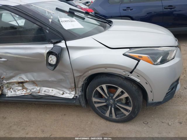 3N1CP5CU3JL513965 Nissan KICKS SR