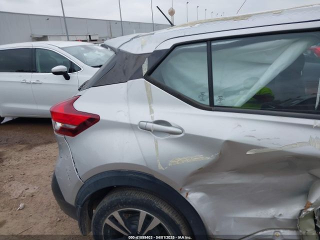 3N1CP5CU3JL513965 Nissan KICKS SR