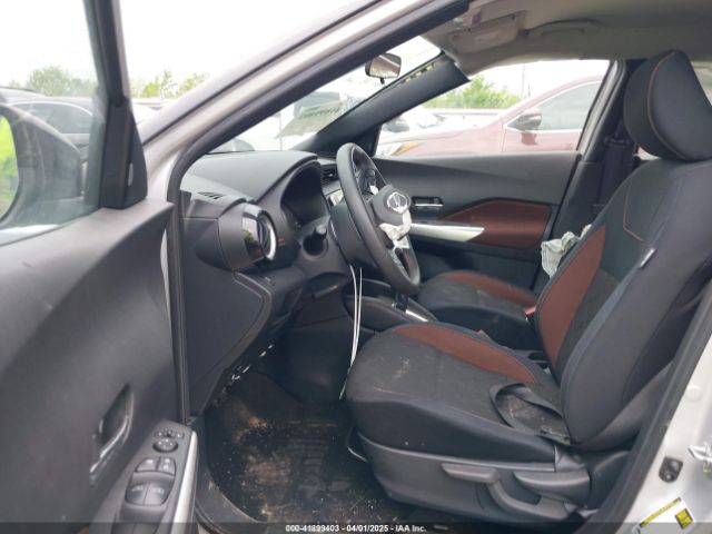3N1CP5CU3JL513965 Nissan KICKS SR