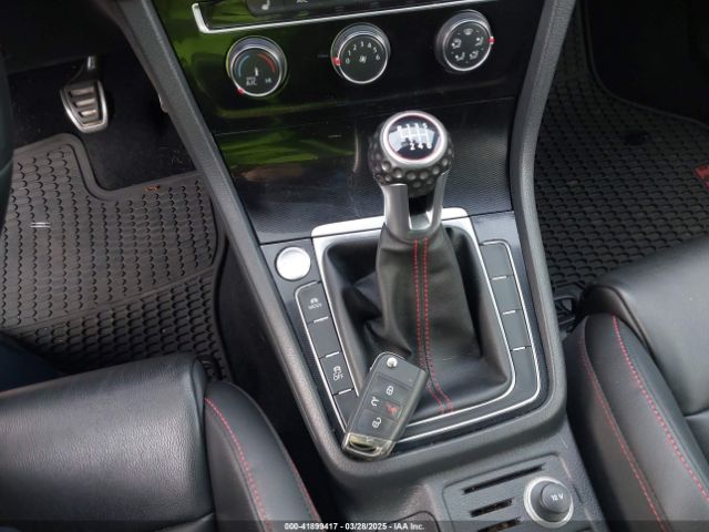 3VW547AU3GM055213 Volkswagen Golf Gti Se W/performance Package 4-door