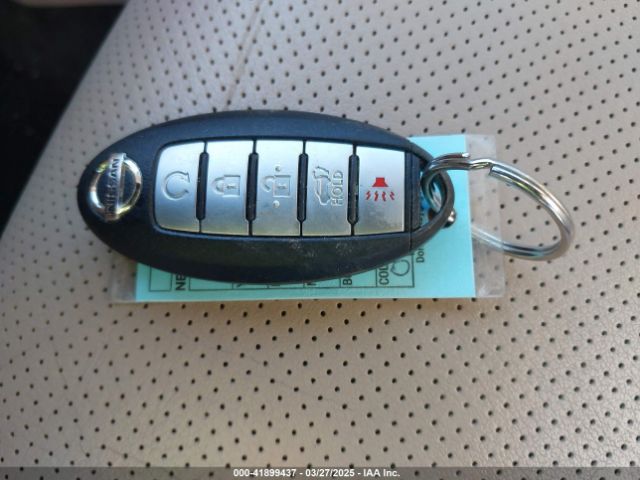 5N1AT2MV5HC813322 Nissan Rogue Sl