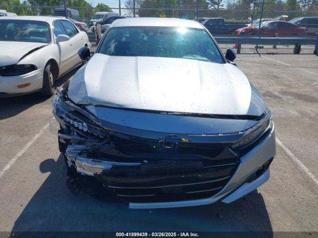 1HGCV3F24NA046491 Honda Accord Hybrid Sport