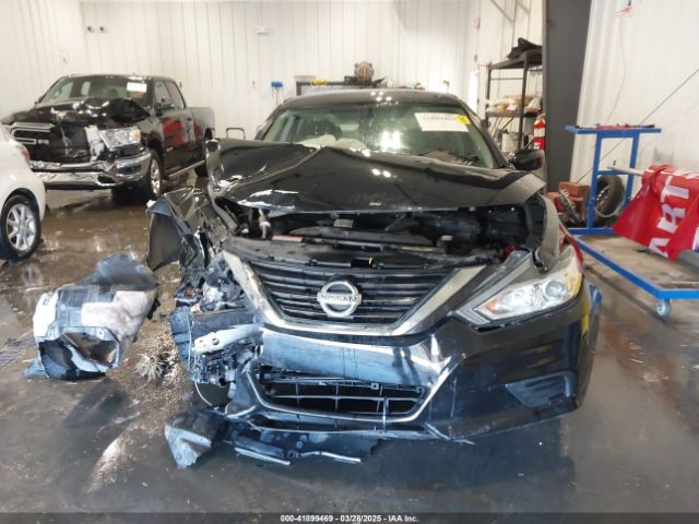 1N4AL3AP5JC185905 Nissan Altima 2.5 S