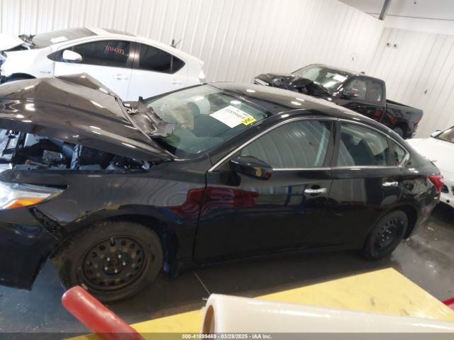 1N4AL3AP5JC185905 Nissan Altima 2.5 S