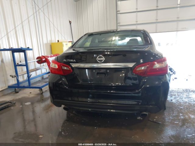 1N4AL3AP5JC185905 Nissan Altima 2.5 S