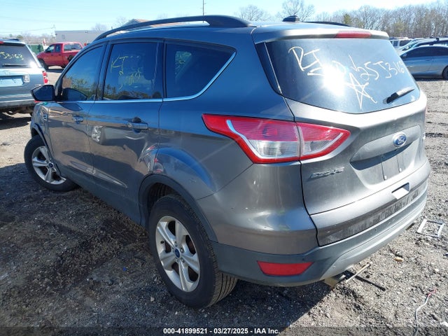 1FMCU9GX1EUB04131 Ford ESCAPE SE