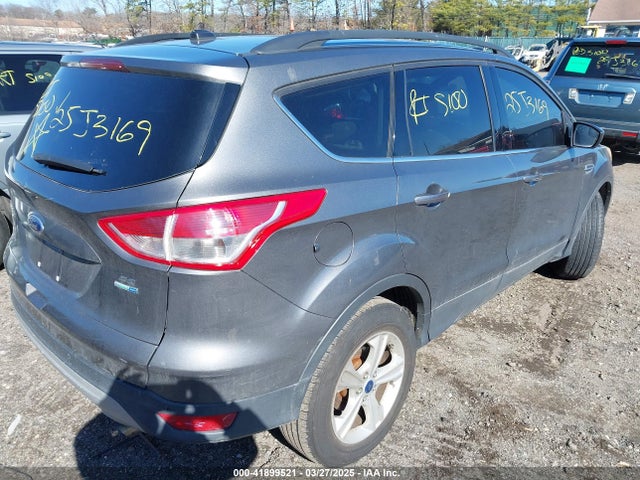 1FMCU9GX1EUB04131 Ford ESCAPE SE