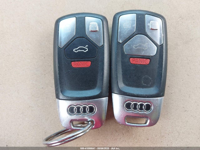 2018 AUDI A4 WAUBNAF49JN036443 Photo 10