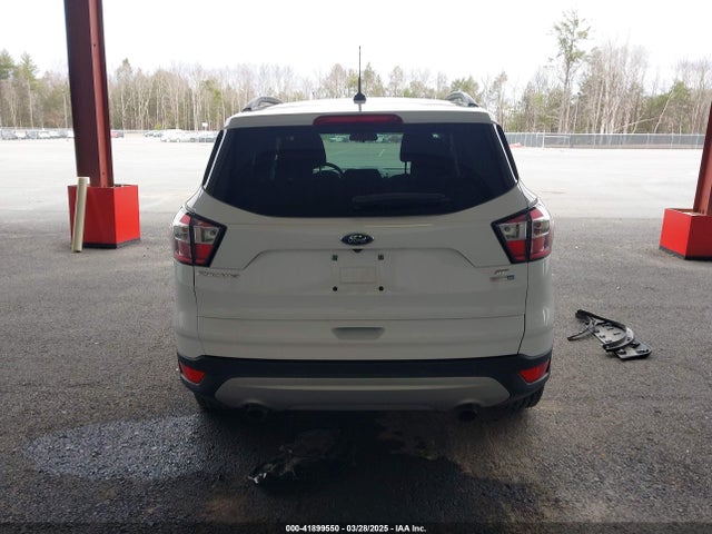 1FMCU9G9XHUE37918 Ford ESCAPE SE