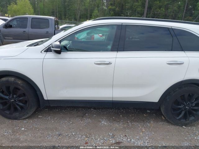 5XYPG4A57KG605108 KIA Sorento 3.3l S