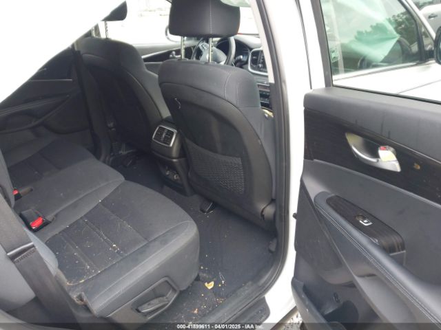 5XYPG4A57KG605108 KIA Sorento 3.3l S