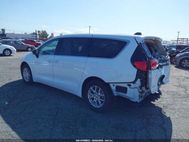 2024 CHRYSLER VOYAGER 2C4RC1CG1RR108448 Photo 2